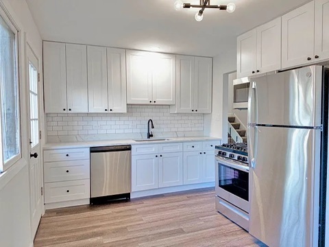 3303 Charlemagne Avenue Property Photo 3