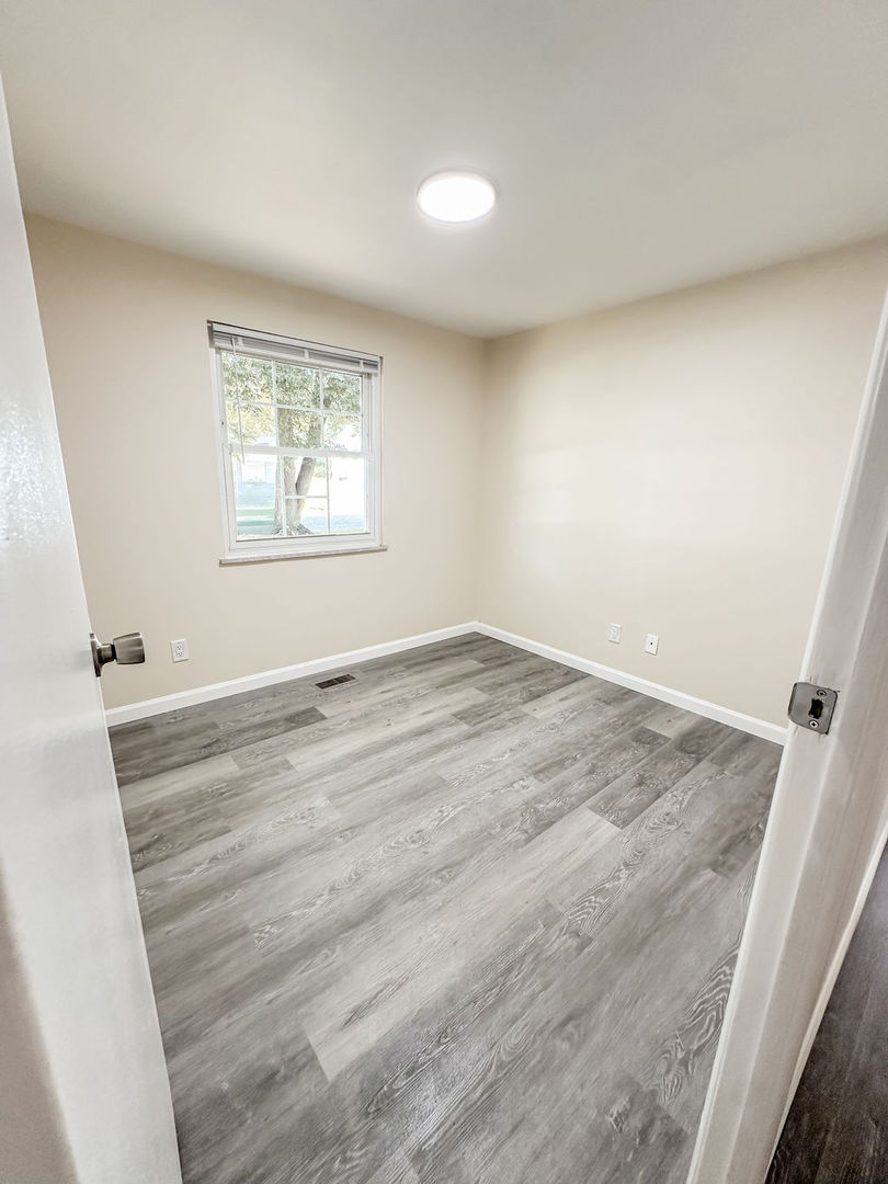 810 Fairoaks Drive Property Photo 14