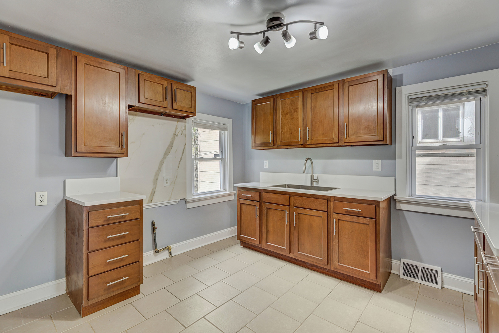 306 E 118th Street Property Photo 17