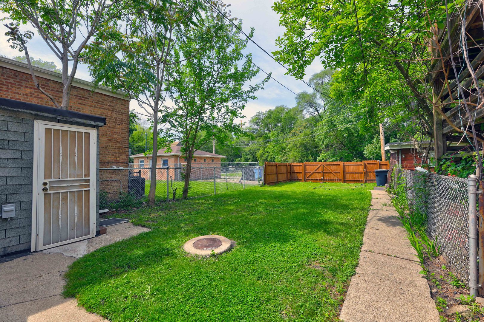 306 E 118th Street Property Photo 28