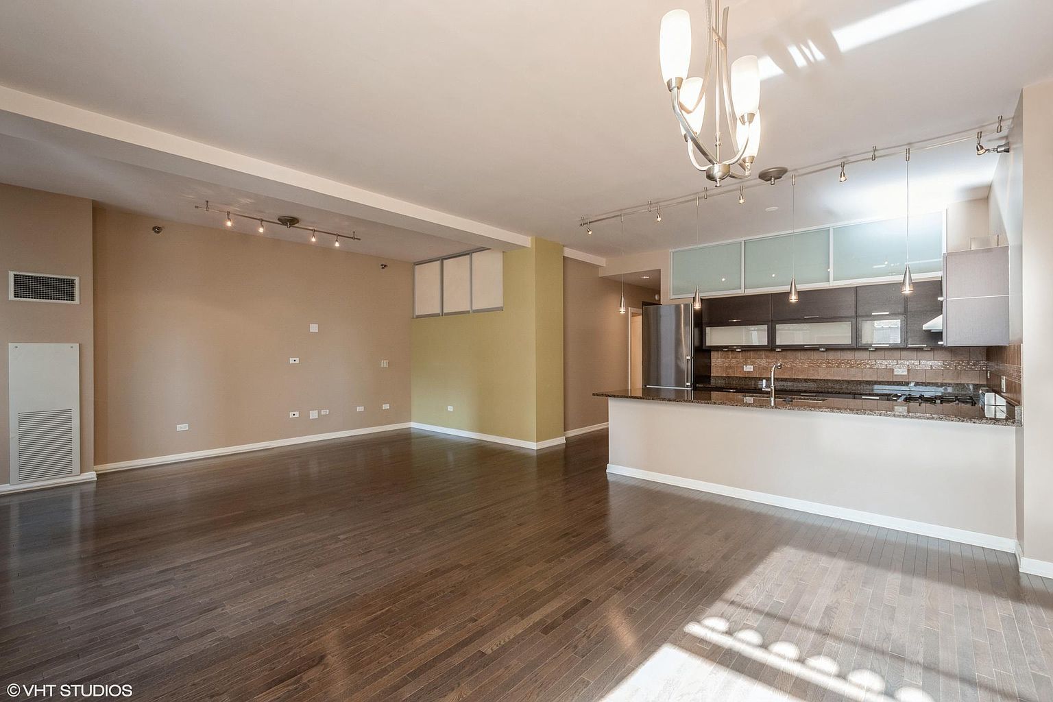 6 N Michigan Avenue 1509 Property Photo 7