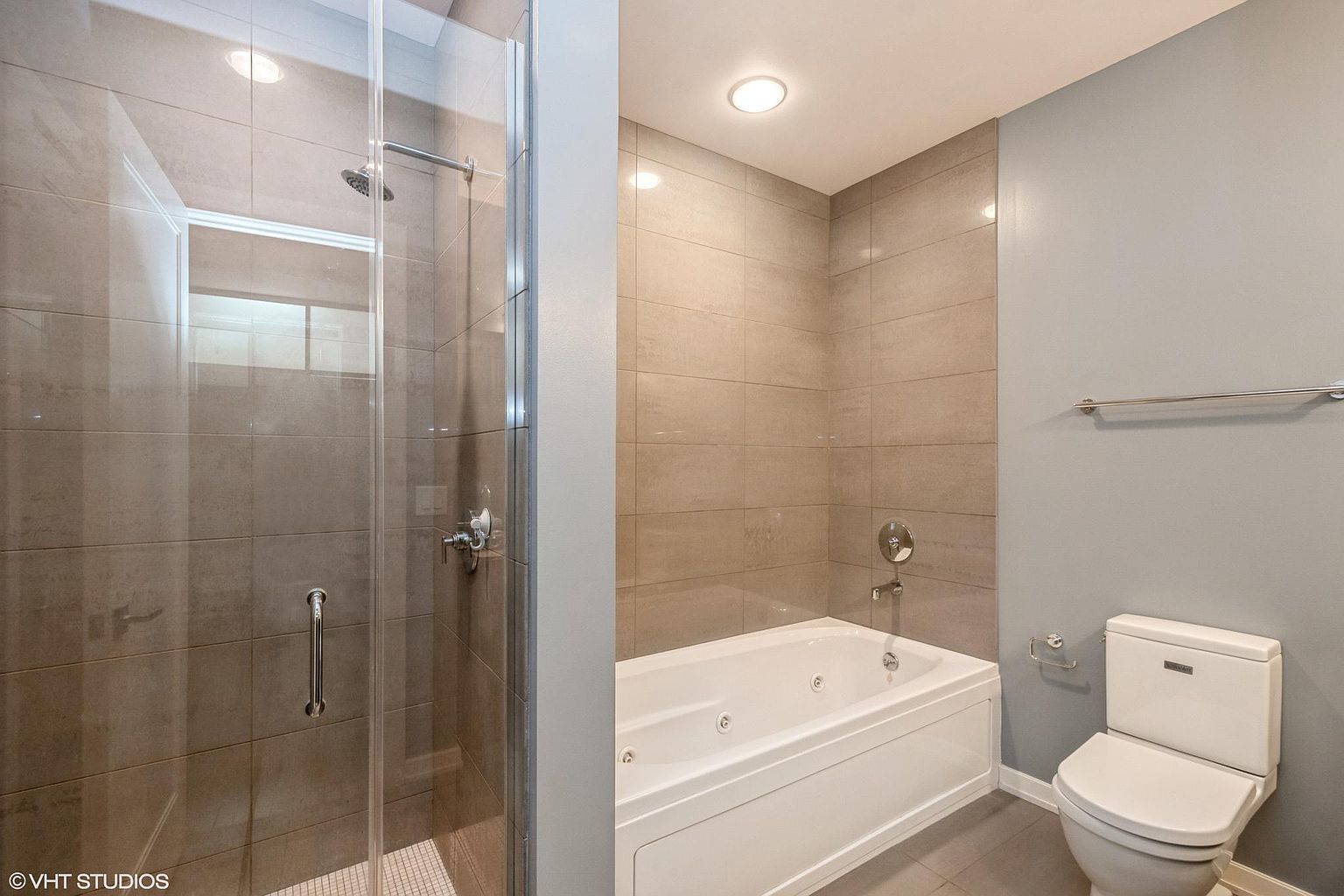 6 N Michigan Avenue 1509 Property Photo 13