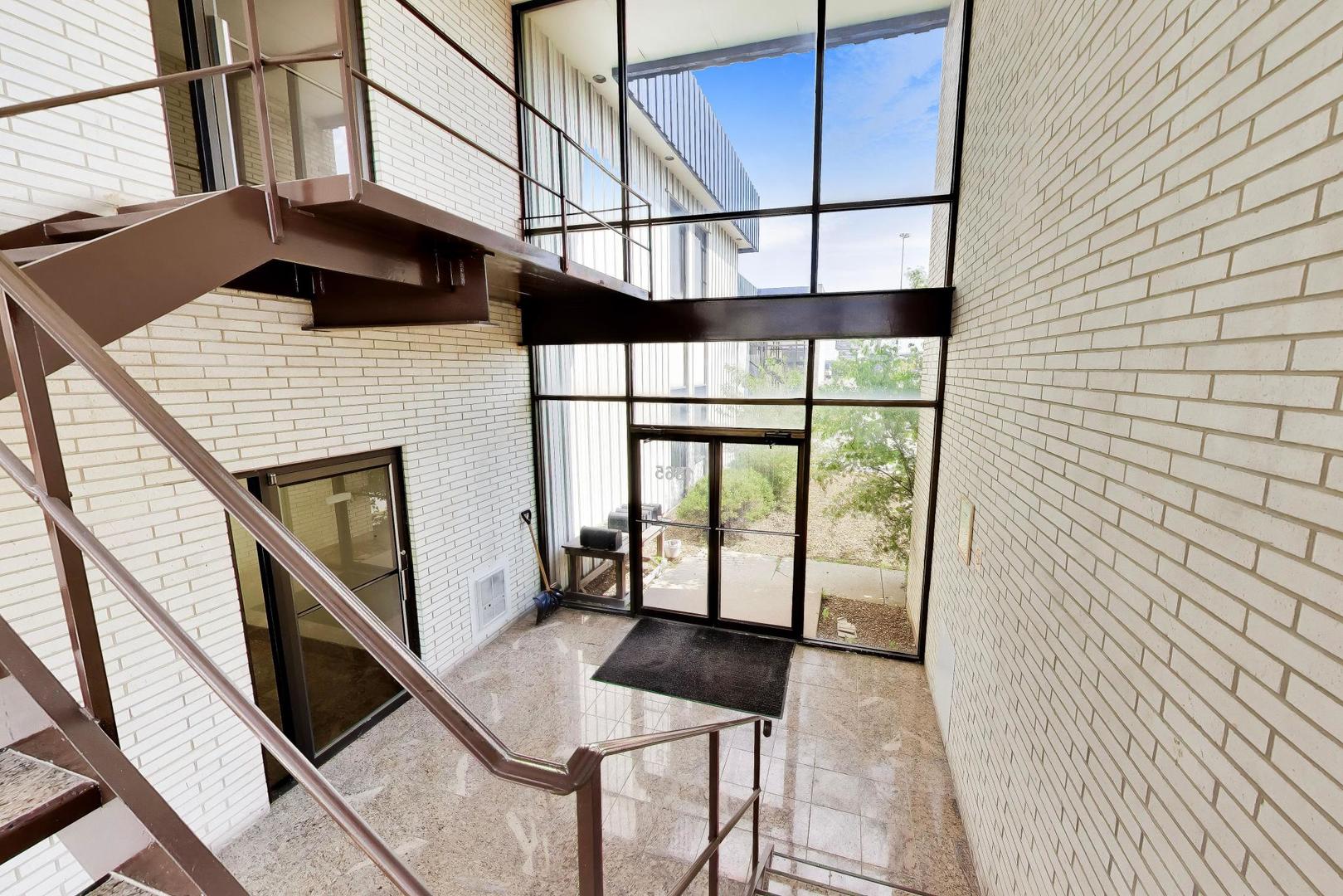 1905 Bernice Road Property Photo 4