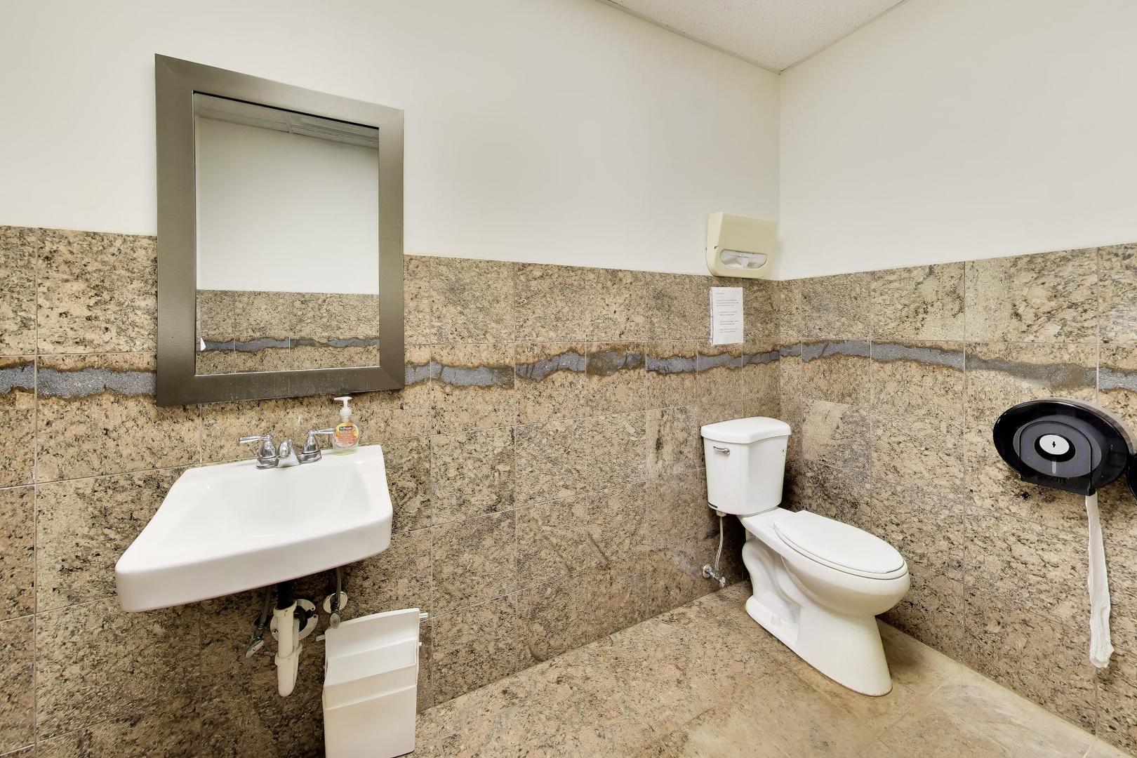 1905 Bernice Road Property Photo 88