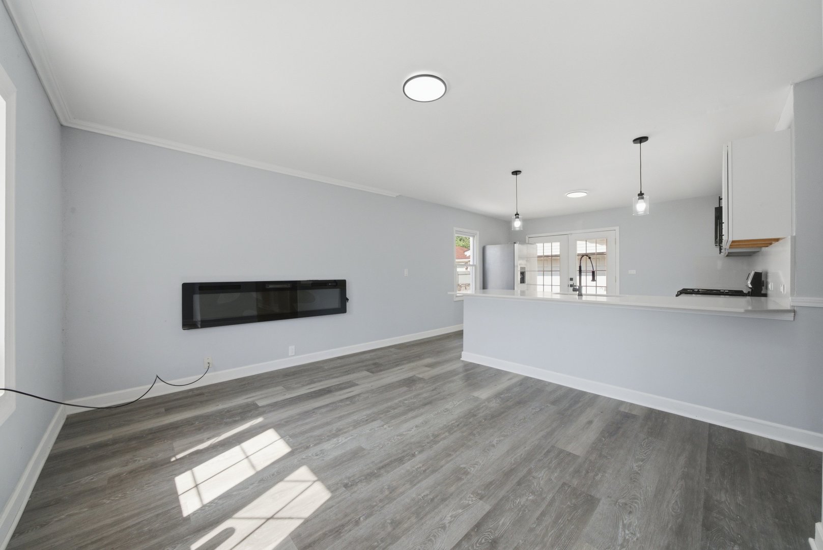 407 Laurel Avenue Property Photo 8