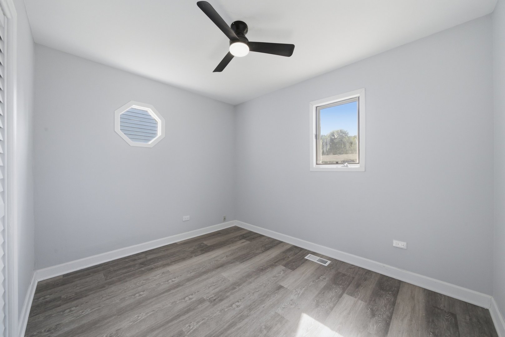 407 Laurel Avenue Property Photo 16