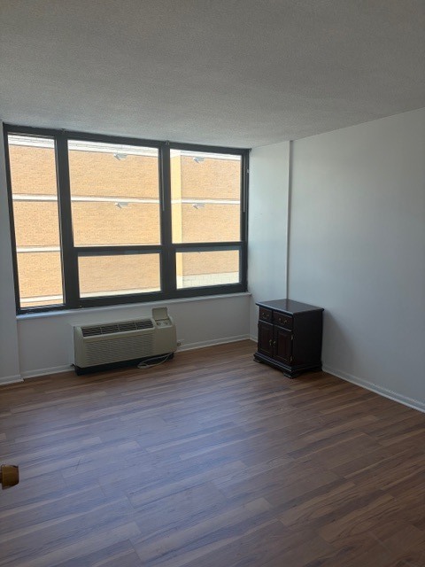 5100 N Marine Drive 3h Property Photo 6