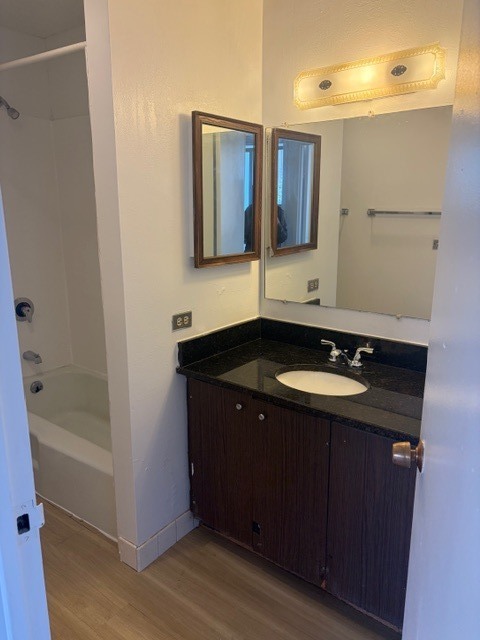 5100 N Marine Drive 3h Property Photo 17