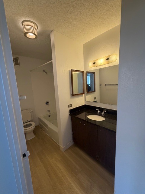 5100 N Marine Drive 3h Property Photo 19