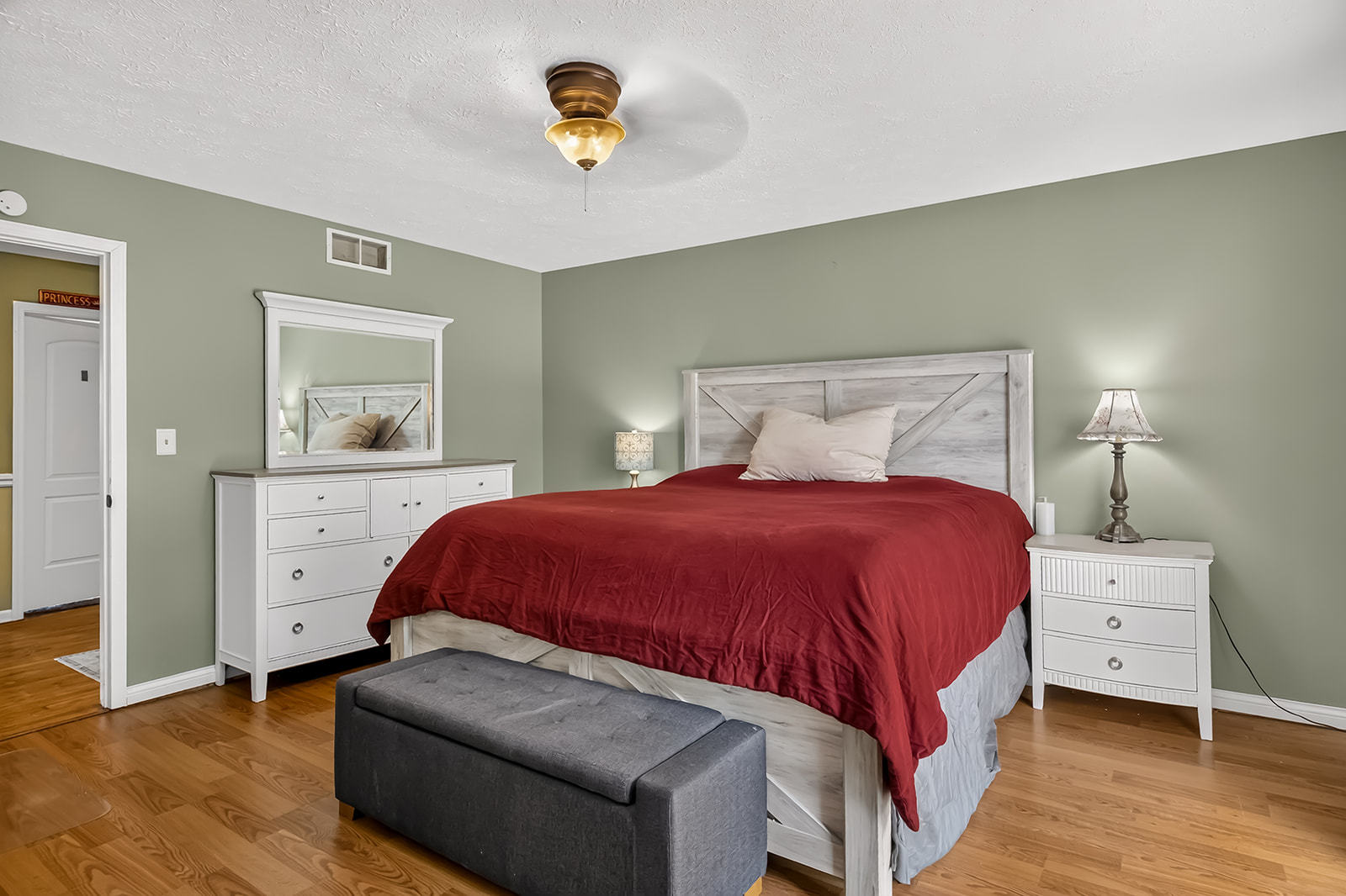 9289 Old Towne Court Property Photo 27