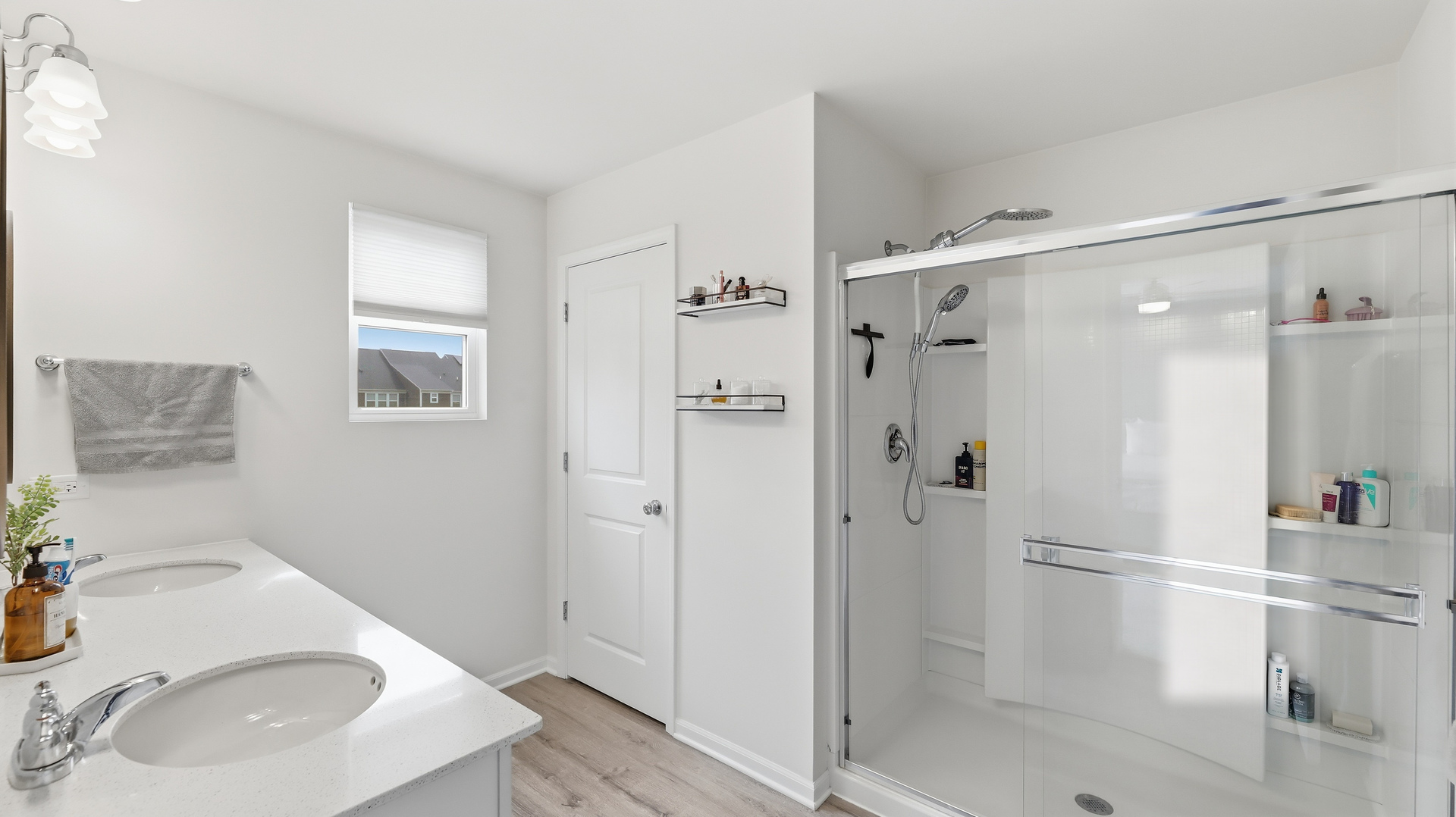 153 Roslyn Place Property Photo 13