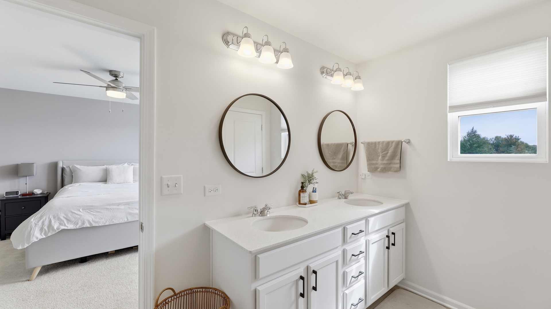 153 Roslyn Place Property Photo 14