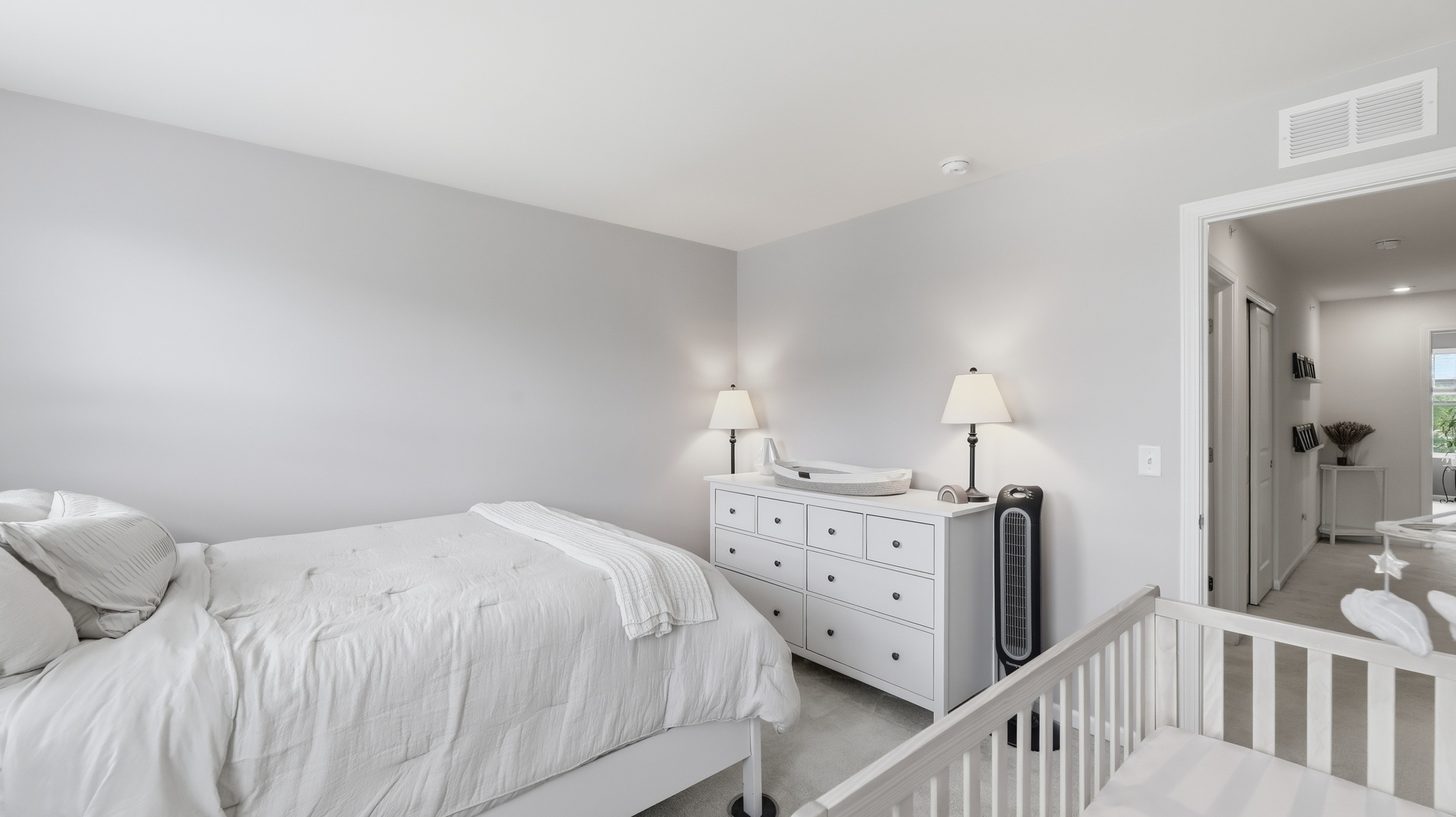 153 Roslyn Place Property Photo 16