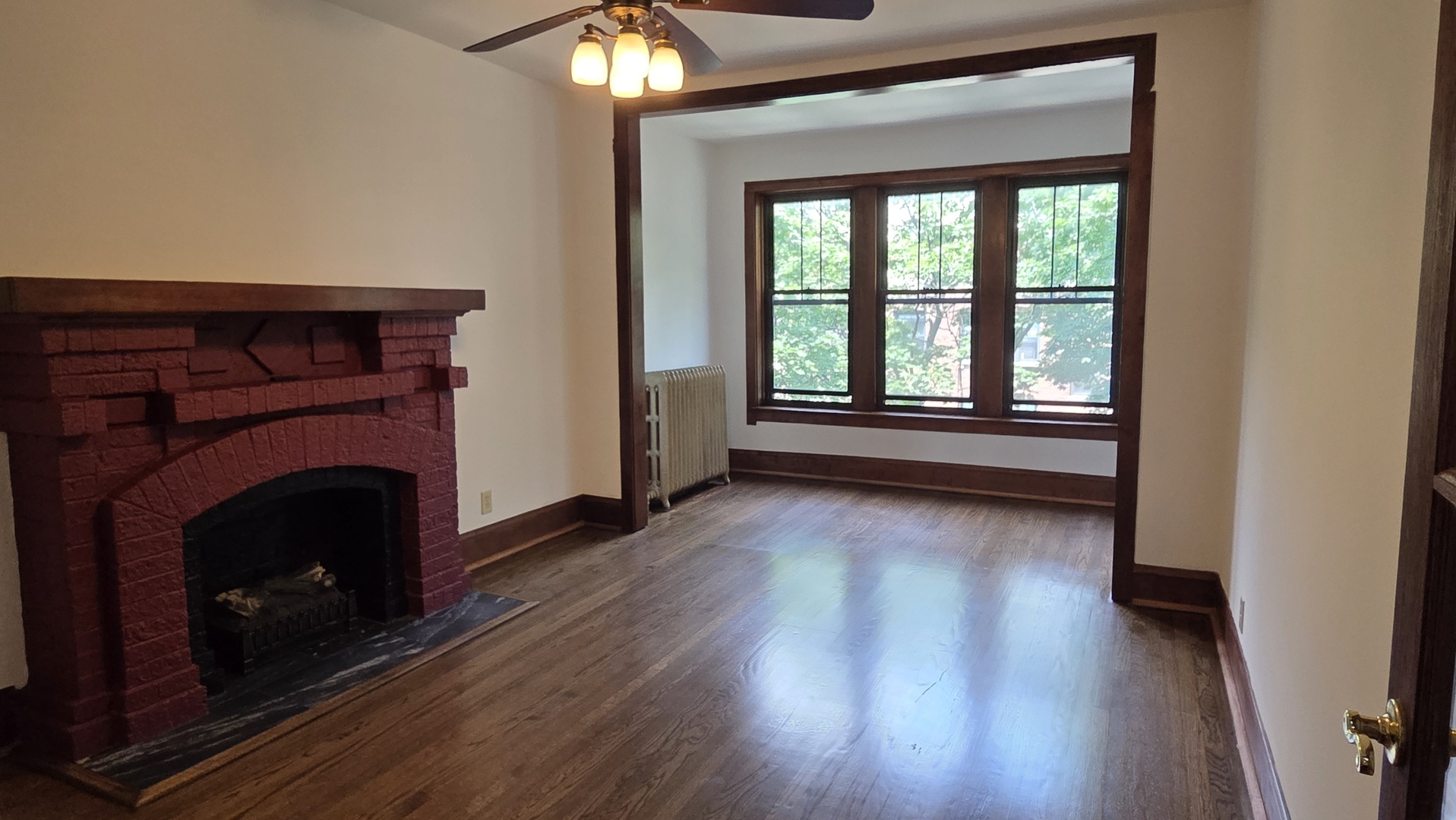 1309 W Farwell Avenue 3 Property Photo 3
