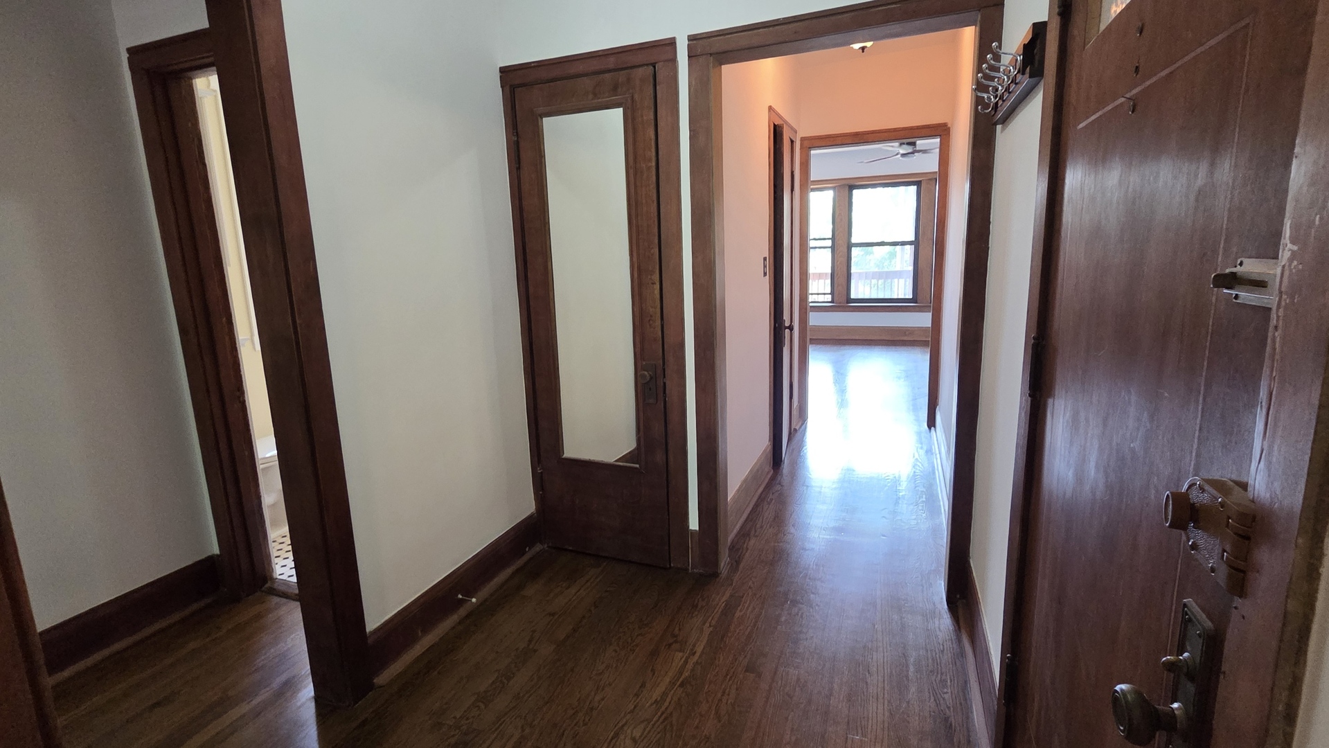 1309 W Farwell Avenue 3 Property Photo 10