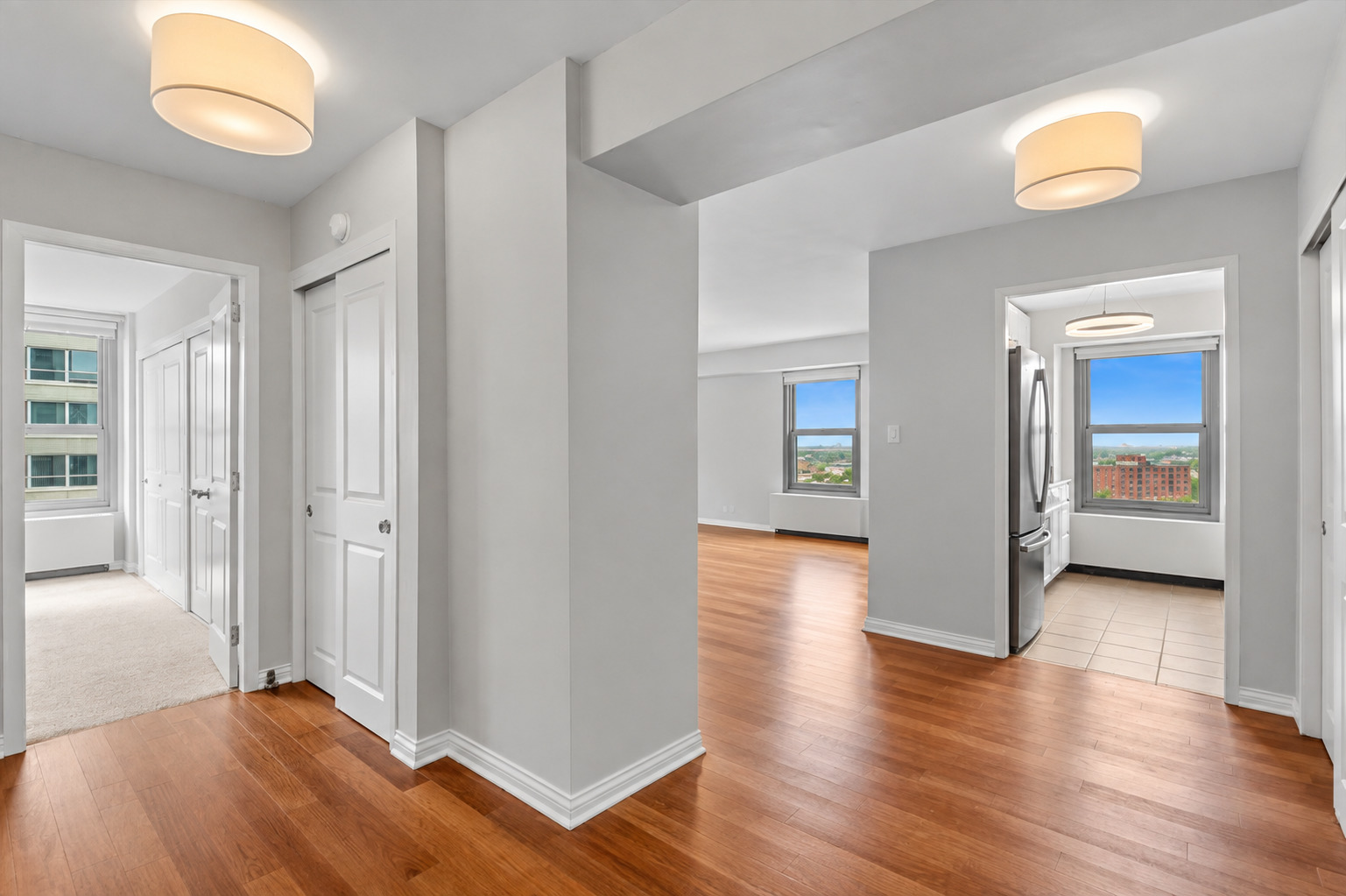 3600 N Lake Shore Drive 1211 Property Photo 3