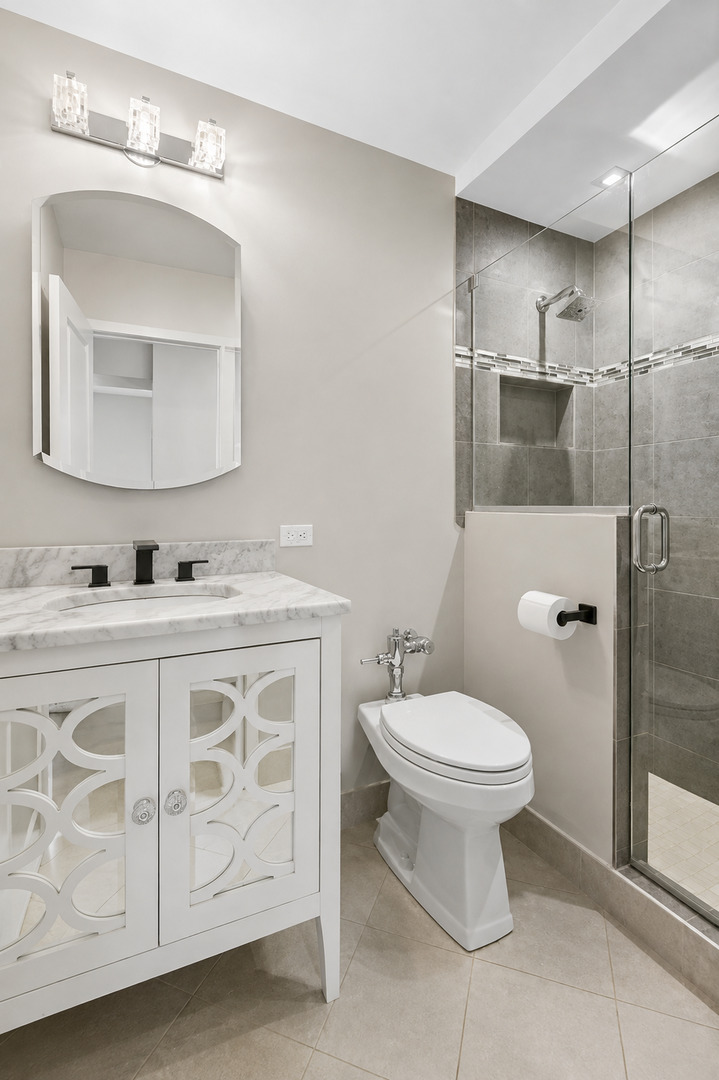 3600 N Lake Shore Drive 1211 Property Photo 15