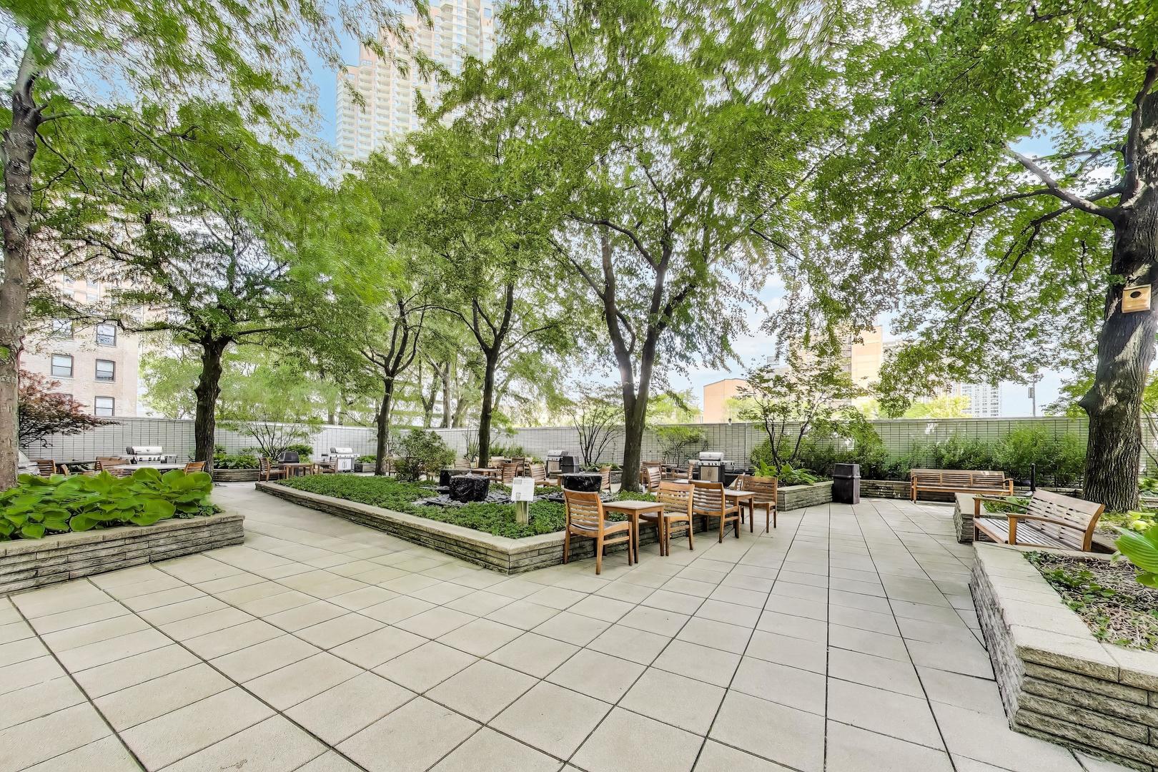 3600 N Lake Shore Drive 1211 Property Photo 39