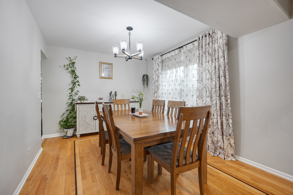 1347 Rose Boulevard Property Photo 5