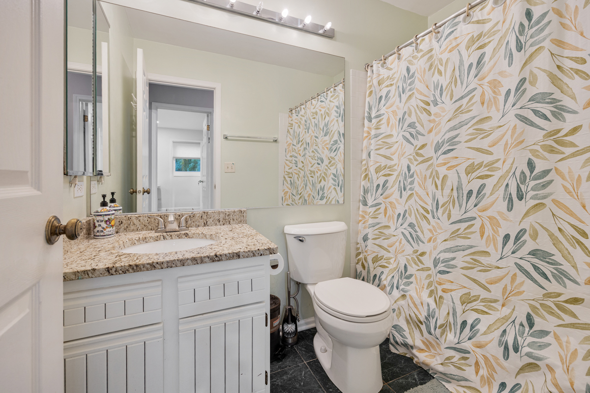1347 Rose Boulevard Property Photo 20