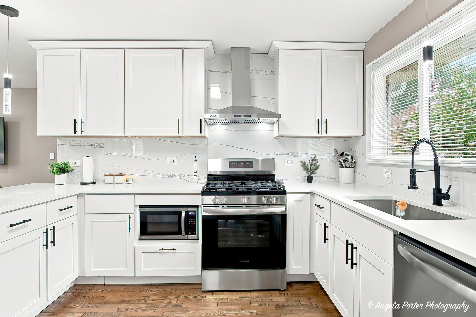 2023 Elim Avenue Property Photo 3
