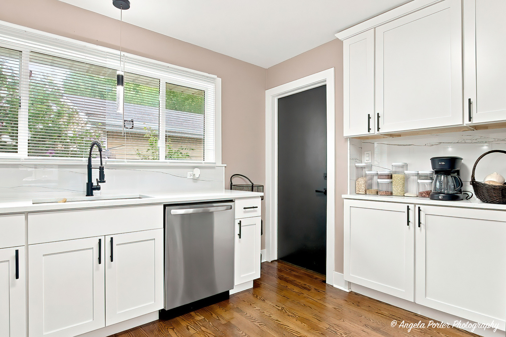 2023 Elim Avenue Property Photo 7