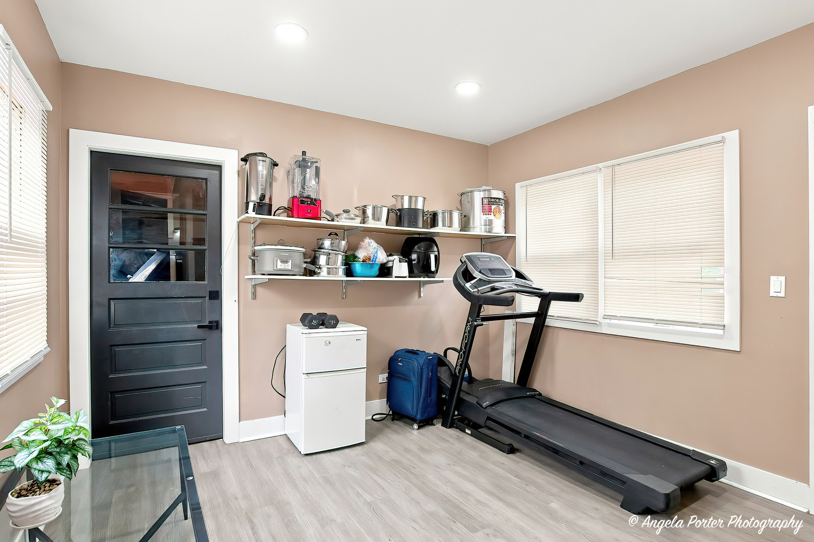 2023 Elim Avenue Property Photo 17