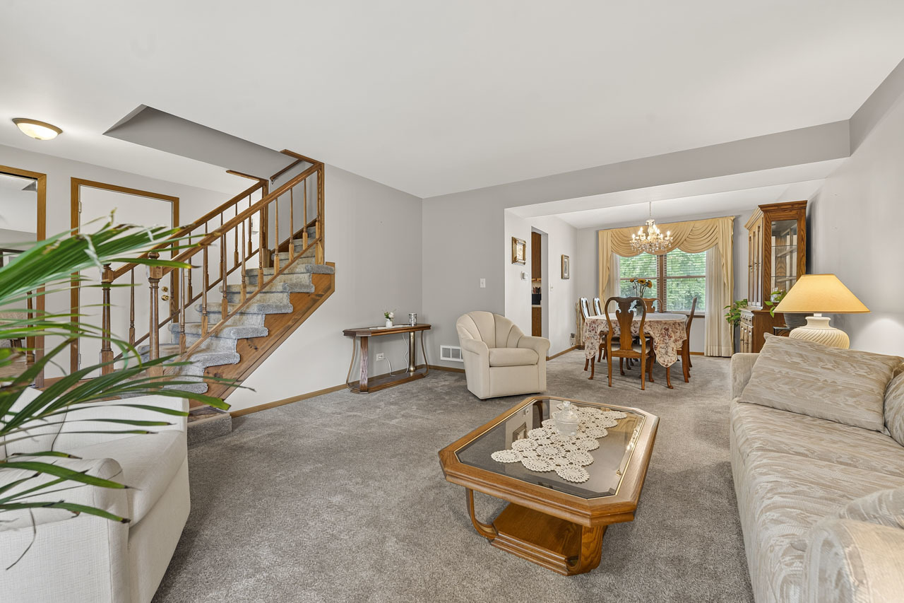 139 S Greenview Avenue Property Photo 8