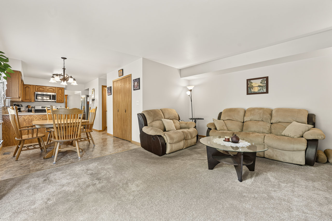 139 S Greenview Avenue Property Photo 18