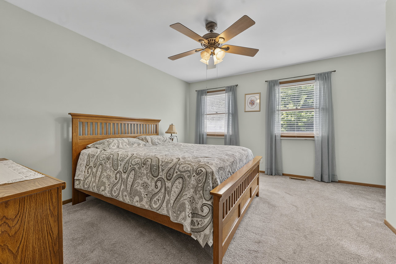 139 S Greenview Avenue Property Photo 28