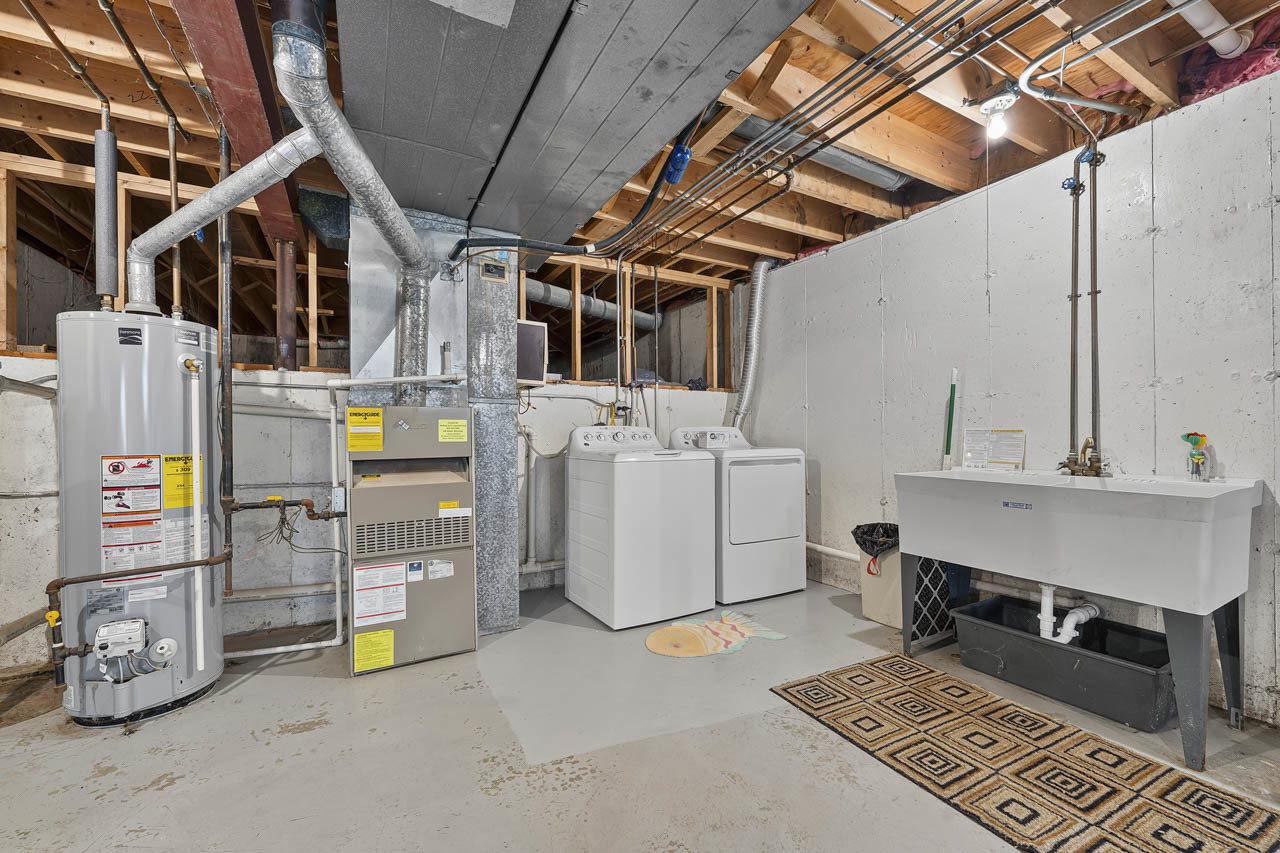 139 S Greenview Avenue Property Photo 33