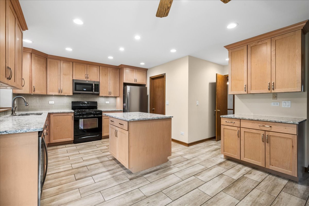 1335 Gaslight Drive Property Photo 10