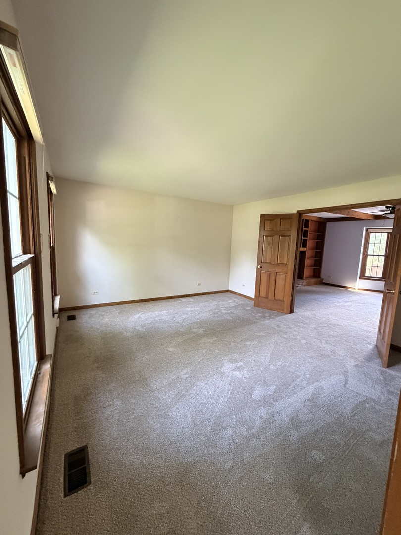 1335 Gaslight Drive Property Photo 14