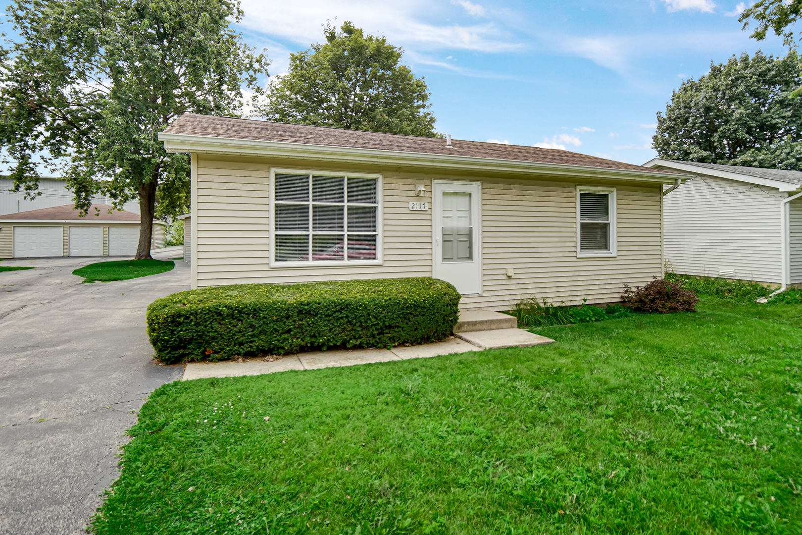 2117 Greengold Street Property Photo 3