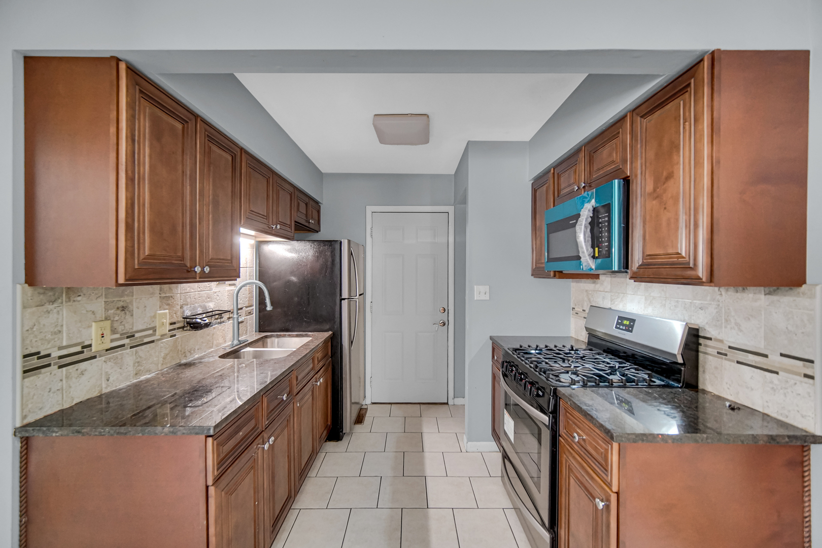 2117 Greengold Street Property Photo 6