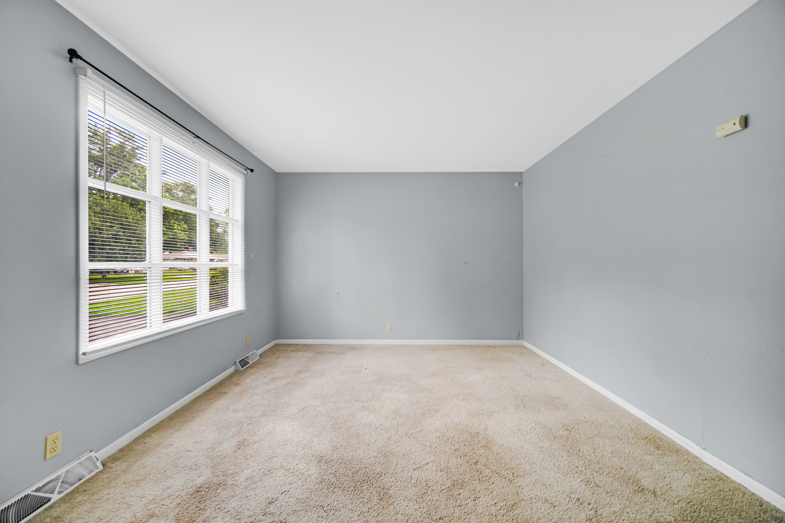 2117 Greengold Street Property Photo 10