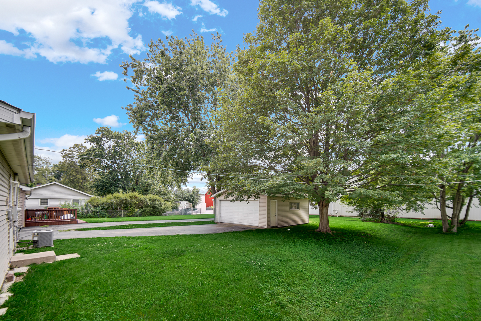 2117 Greengold Street Property Photo 16