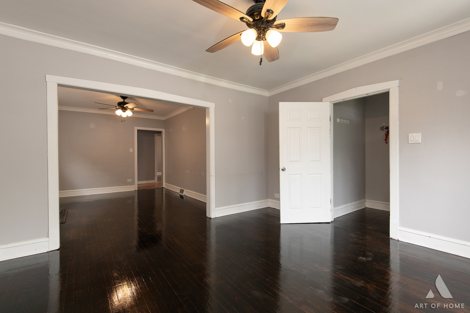 5610 S Christiana Avenue Property Photo 6