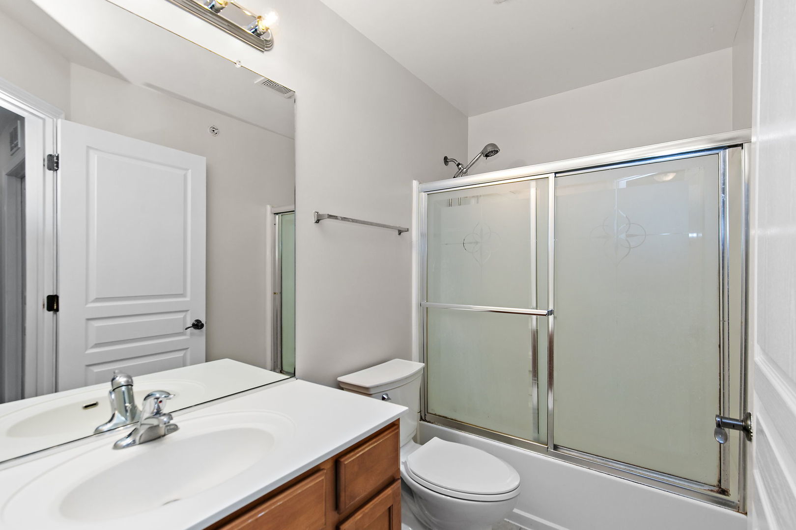 1563 Yellowstone Drive Property Photo 18