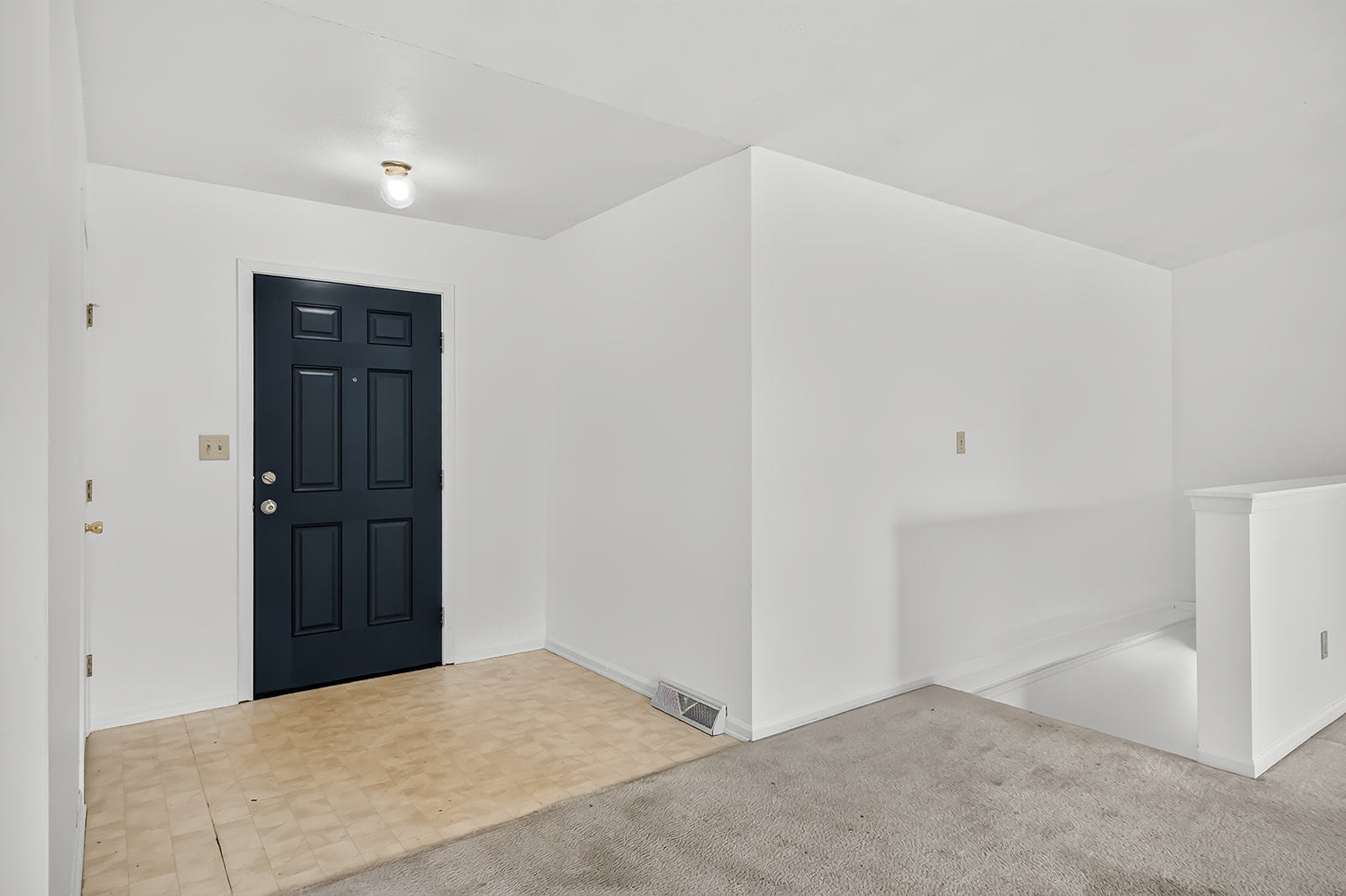 6439 Prairie Flower Property Photo 9