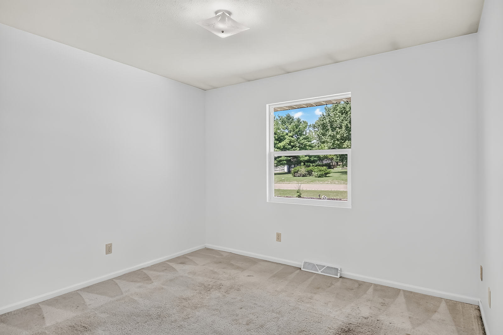 6439 Prairie Flower Property Photo 16