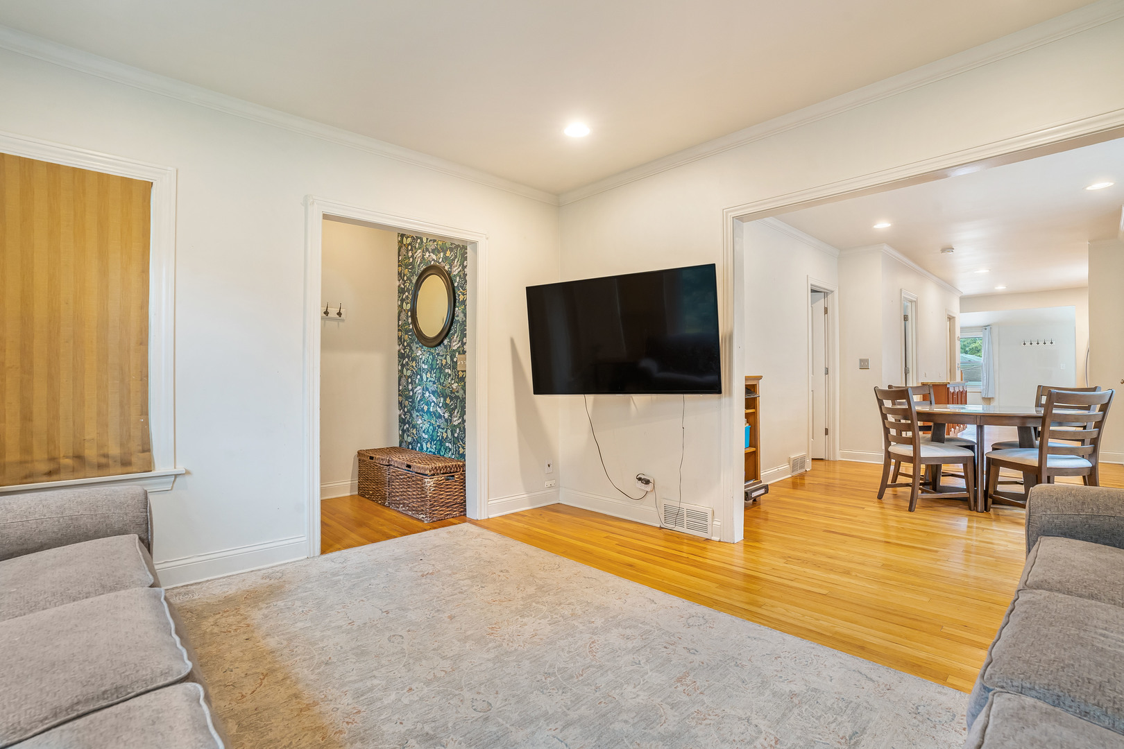 1243 Euclid Avenue Property Photo 3