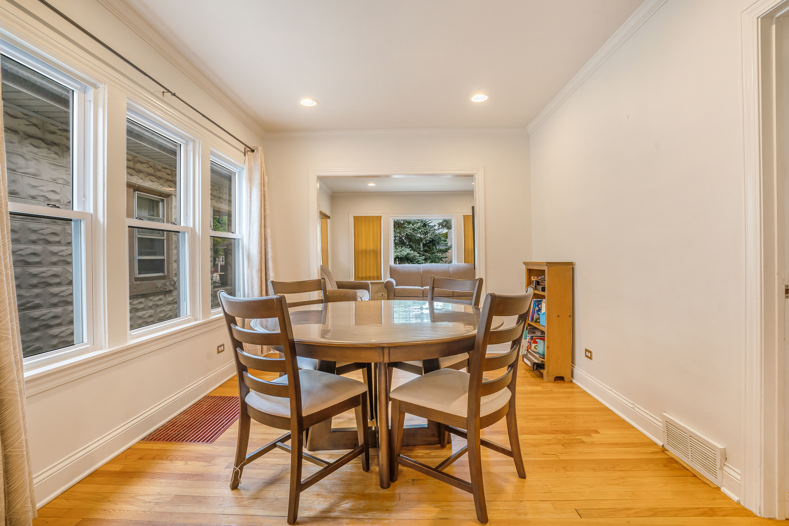 1243 Euclid Avenue Property Photo 5