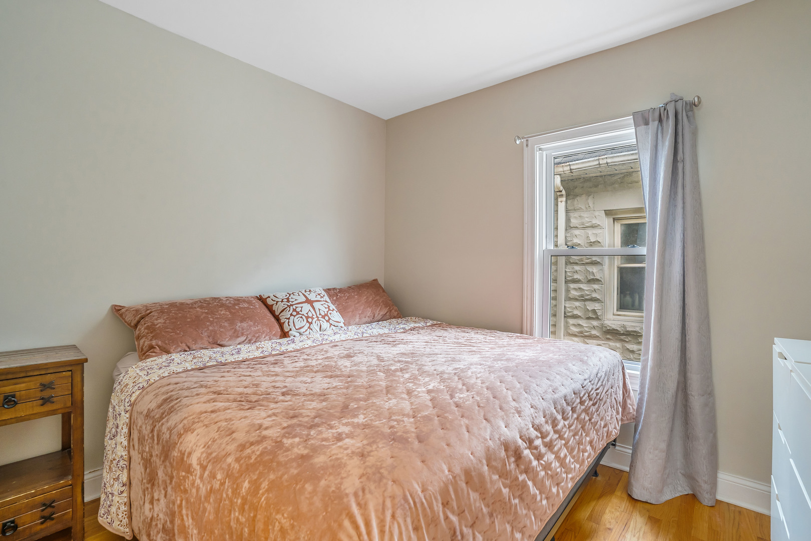 1243 Euclid Avenue Property Photo 9