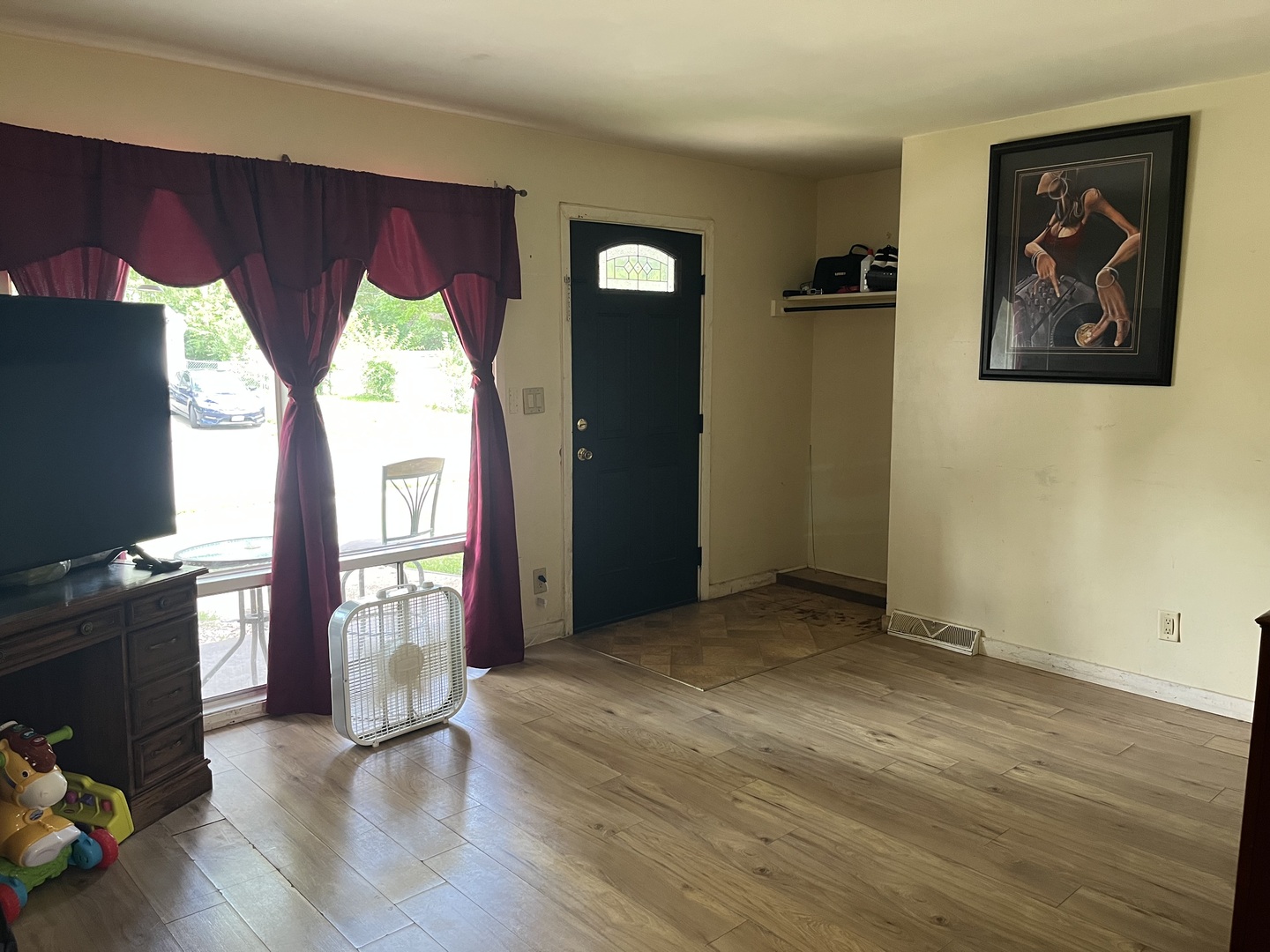2916 Cameron Avenue Property Photo 16