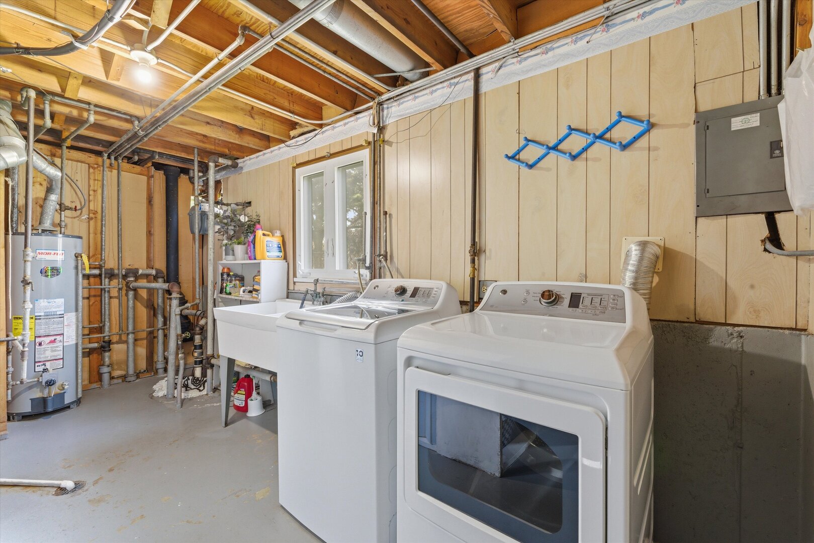 5253 S Moody Avenue Property Photo 33