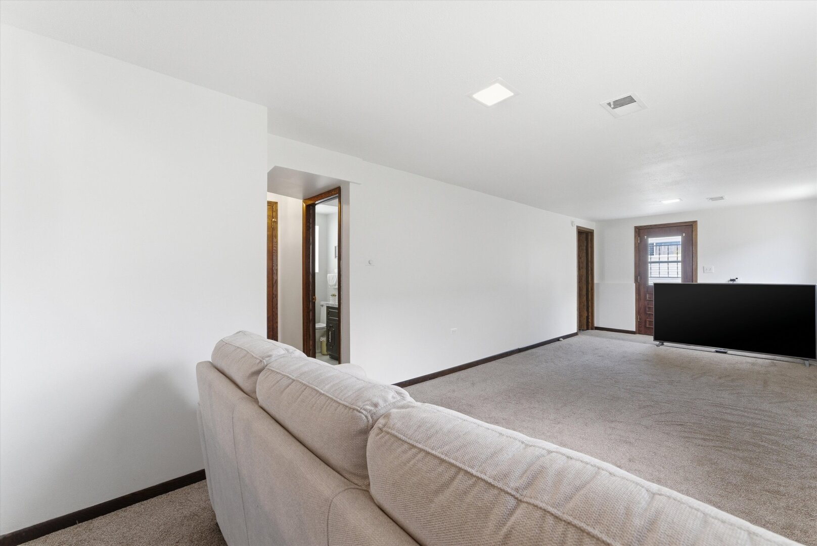 5253 S Moody Avenue Property Photo 36