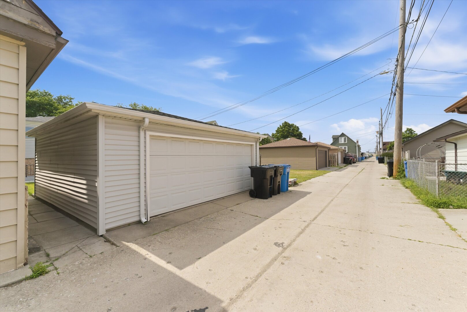 5253 S Moody Avenue Property Photo 40