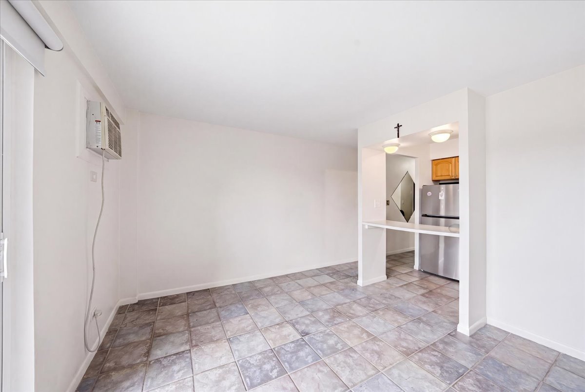 7830 W North Avenue 511 Property Photo 7