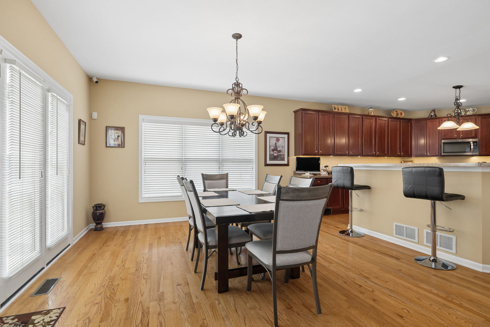 12237 Winterberry Lane Property Photo 8